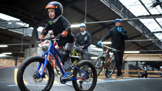 Reduzierte Eintritte für Kinder - Stride Indoor Bike Park - Straßburg